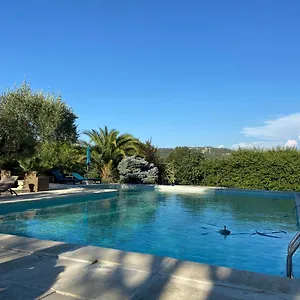 Le Mas Isachris T3 , La Garde-Adhémar France